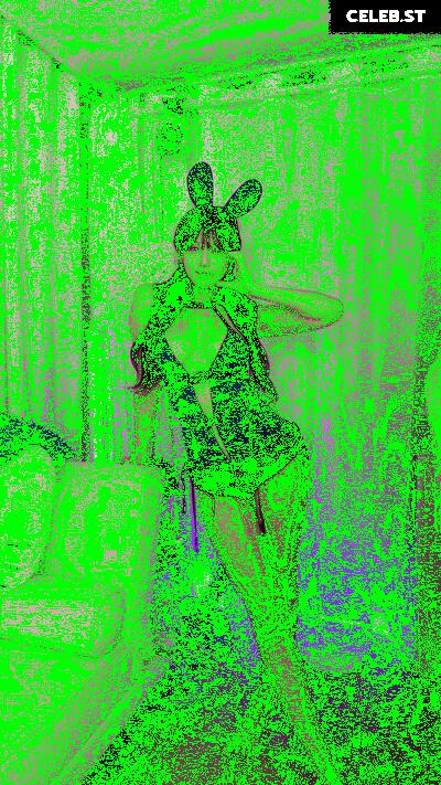 yule_.0.03 Image 23601174