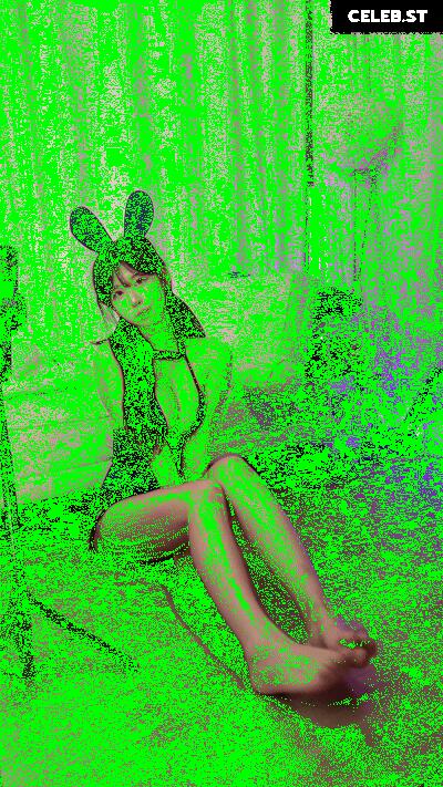 yule_.0.03 Image 23601089