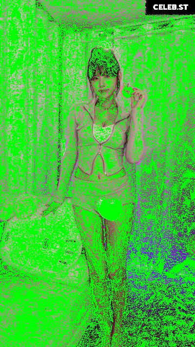 yule_.0.03 Image 23601043