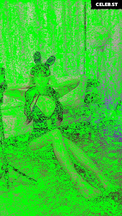 yule_.0.03 Image 23601079