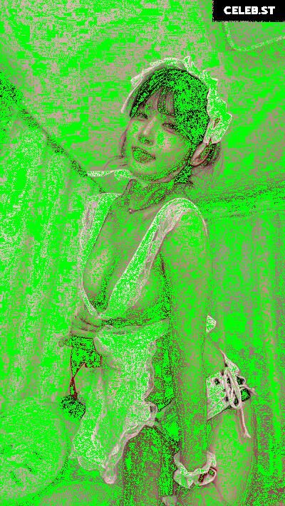 yule_.0.03 Image 23601343