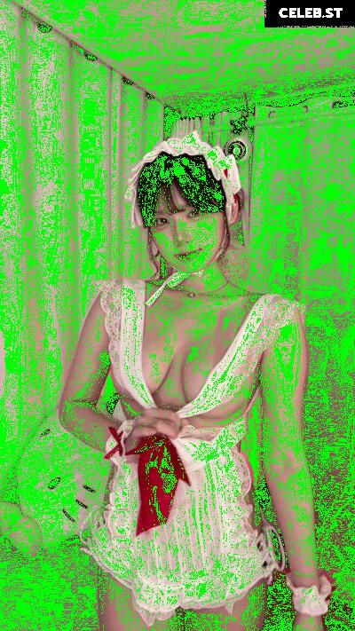 yule_.0.03 Image 23601344