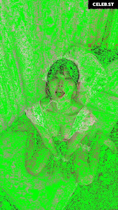 yule_.0.03 Image 23601372