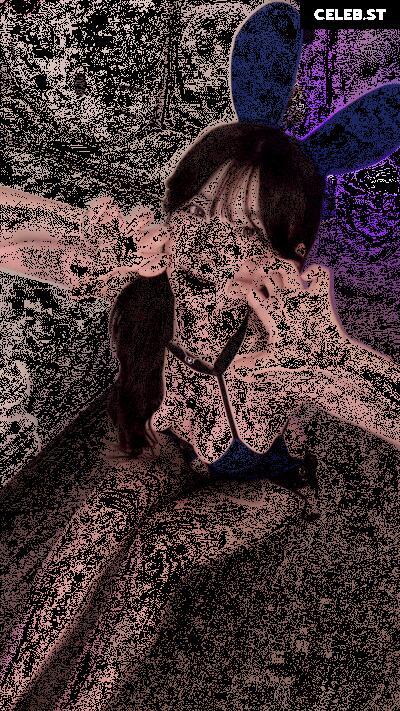 yule_.0.03 Image 23601214
