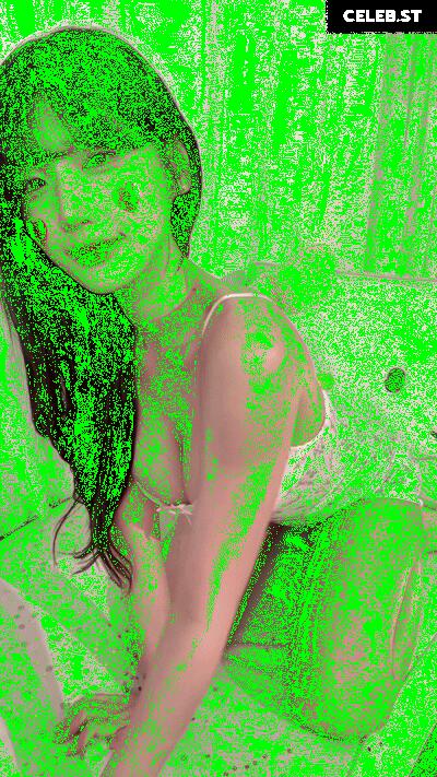 yule_.0.03 Image 23600126