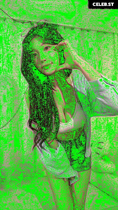yule_.0.03 Image 23600179