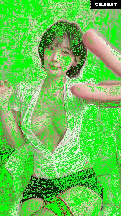 yule_.0.03 Image 23602190