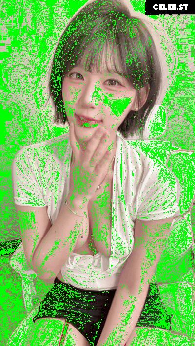 yule_.0.03 Image 23602183