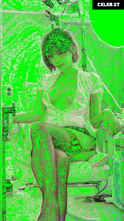 yule_.0.03 Image 23602185