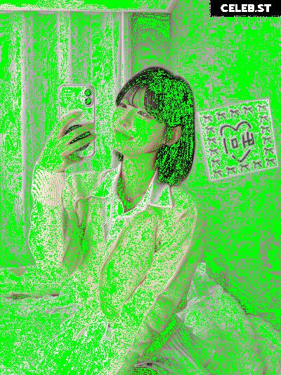 yule_.0.03 Image 23602292