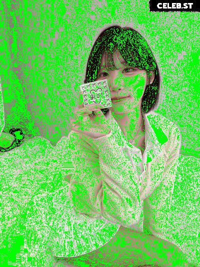 yule_.0.03 Image 23602284