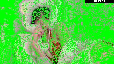 yule_.0.03 Image 23602207