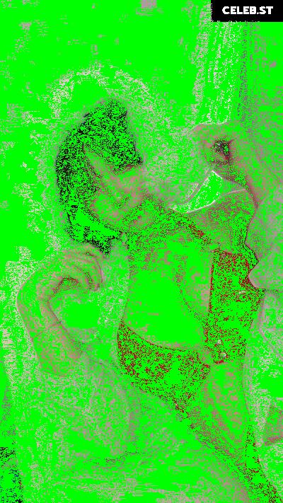 yule_.0.03 Image 23602234
