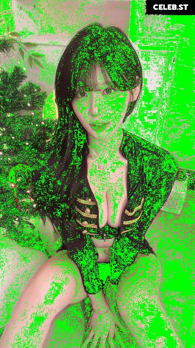 yule_.0.03 Image 23602264