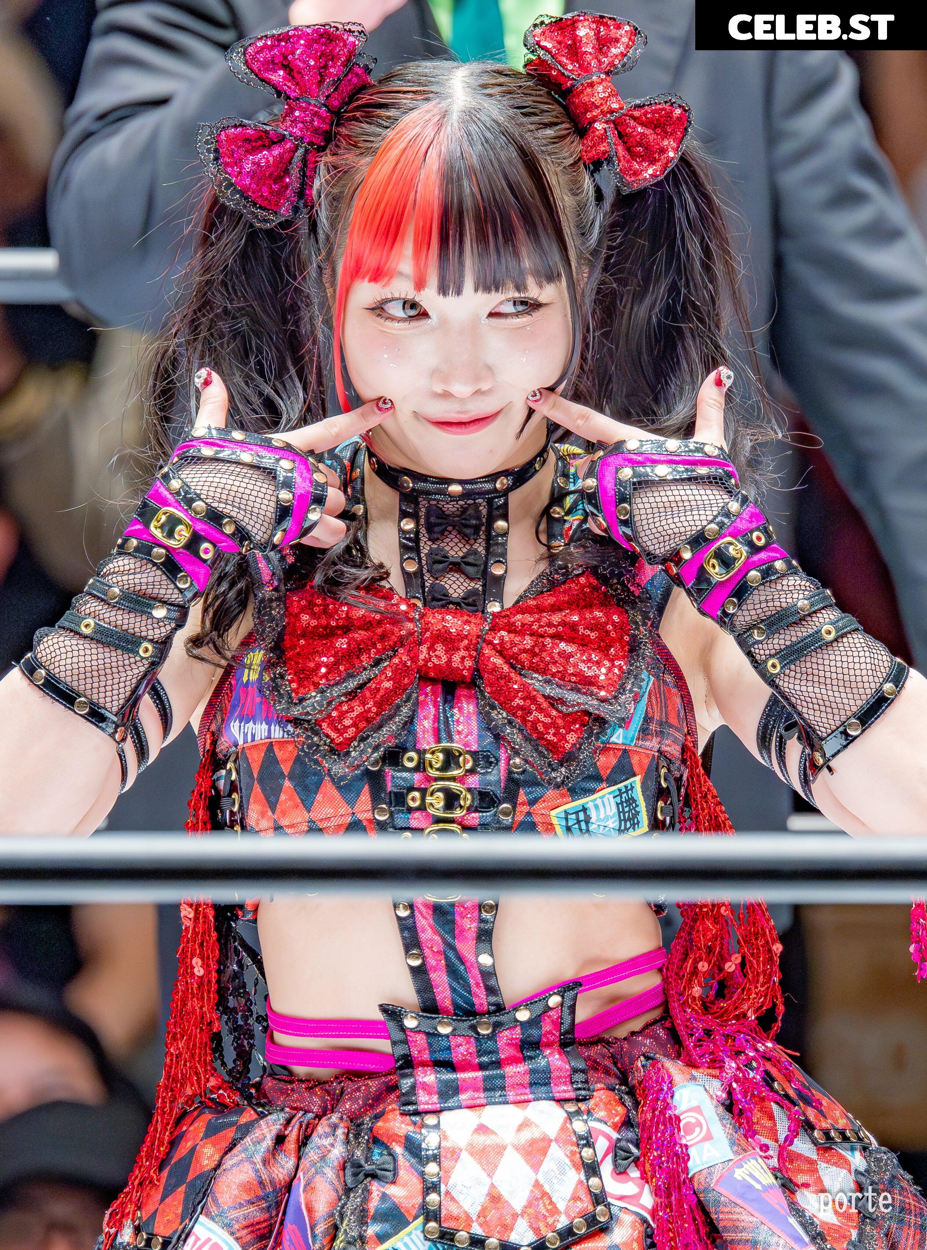 Maki Itoh Image 23694408