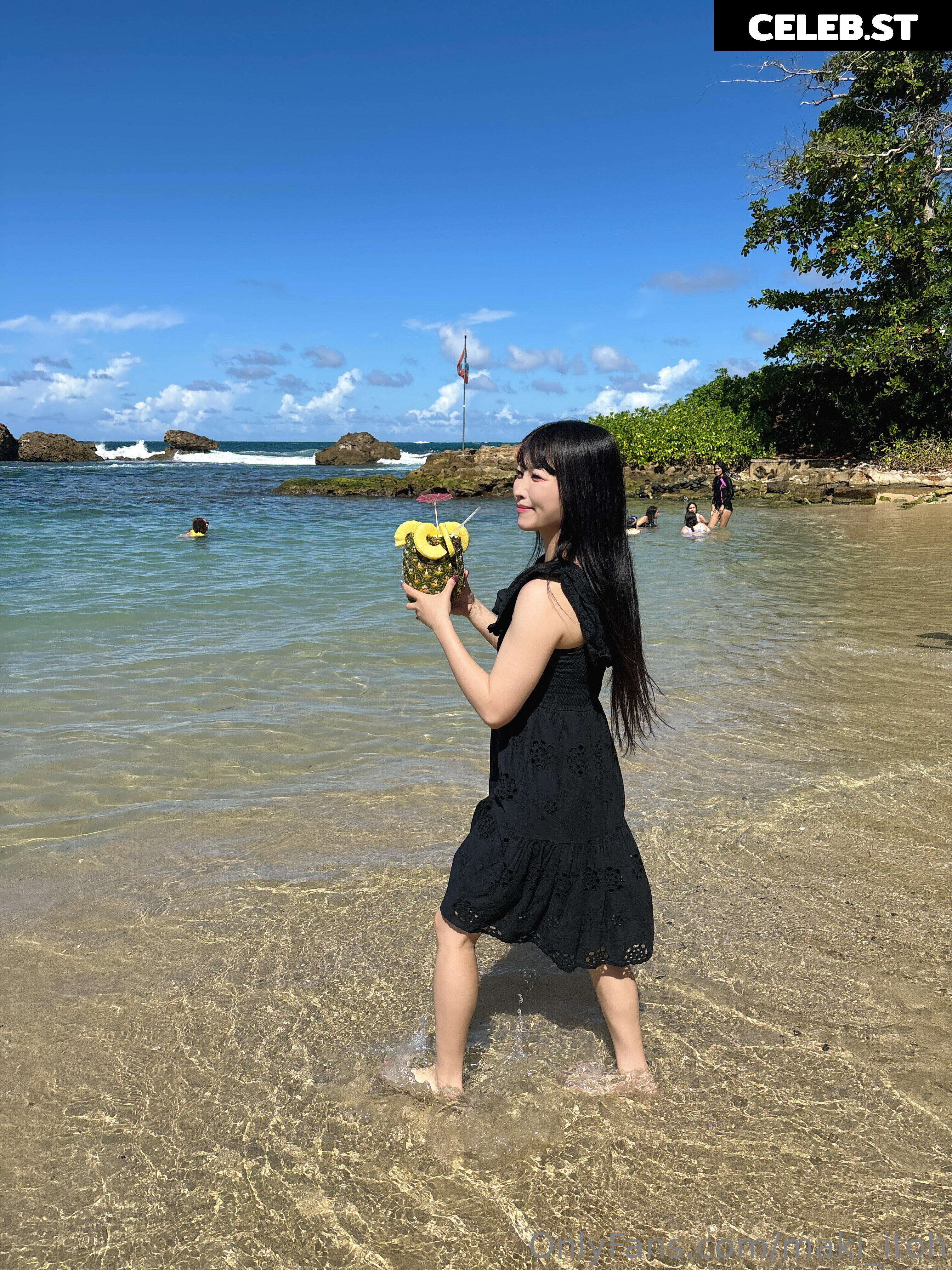 Maki Itoh Image 23694322