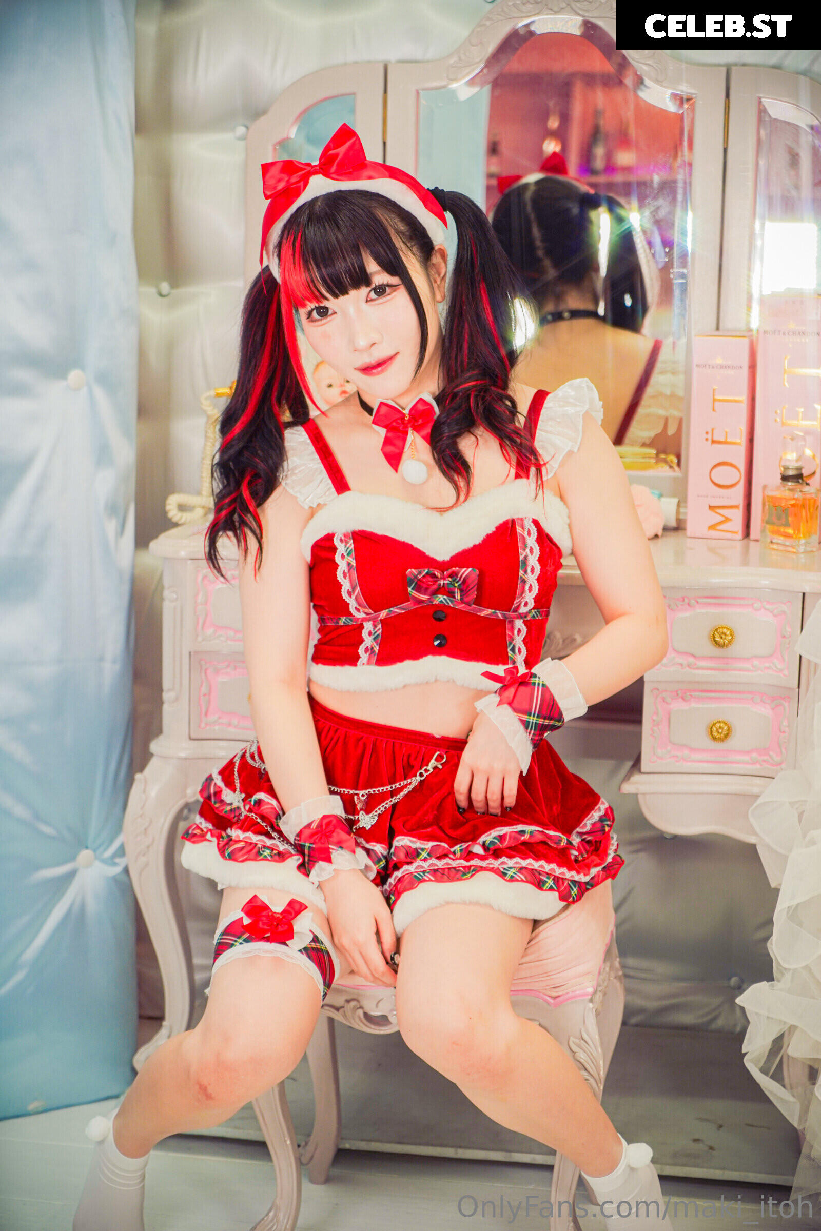 Maki Itoh Image 23694371