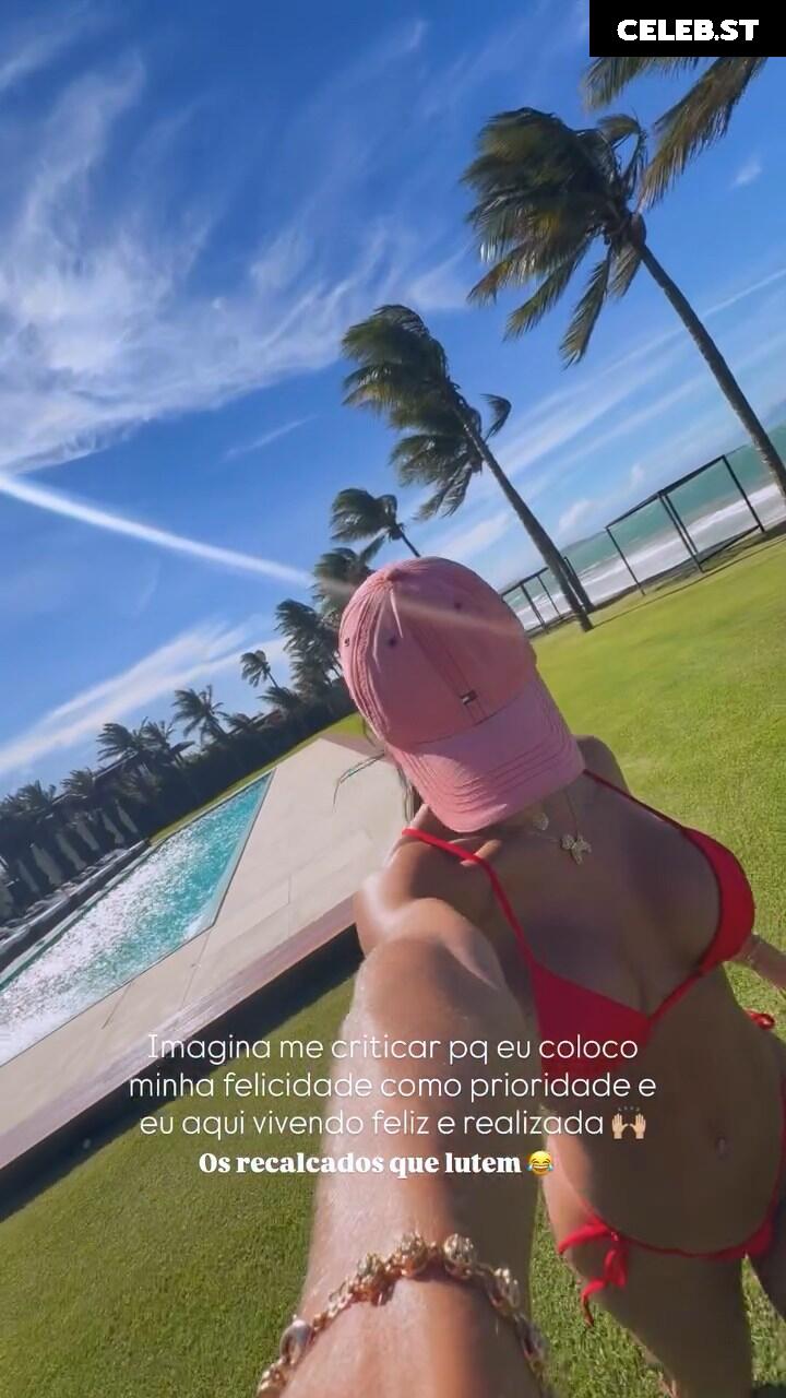 Aline Mineiro Image 23691978