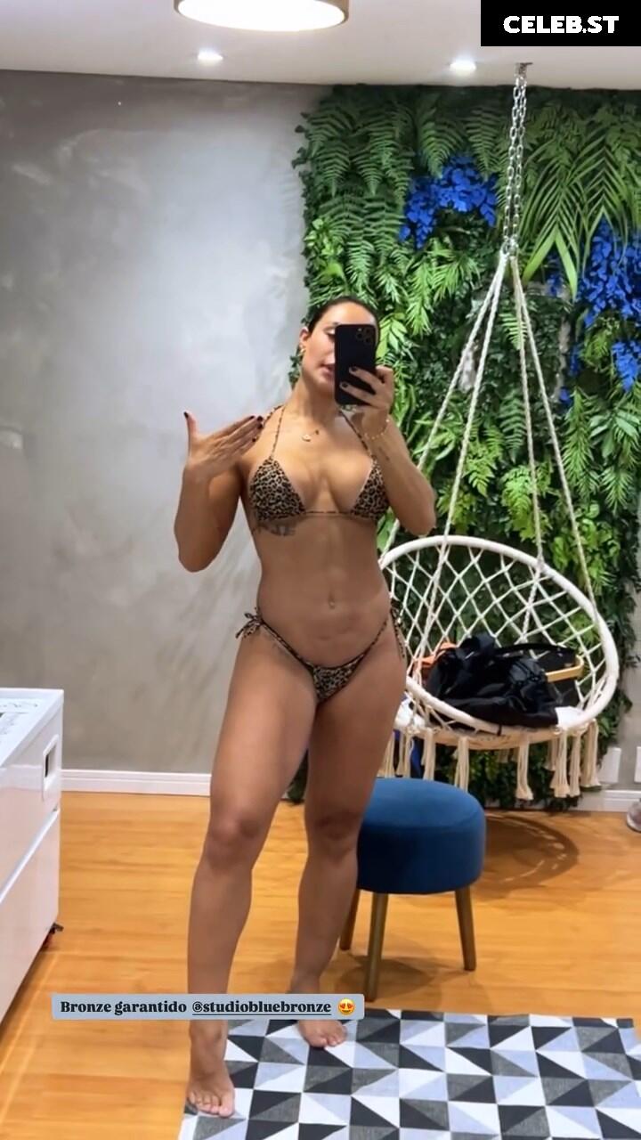 Aline Mineiro Image 23691804