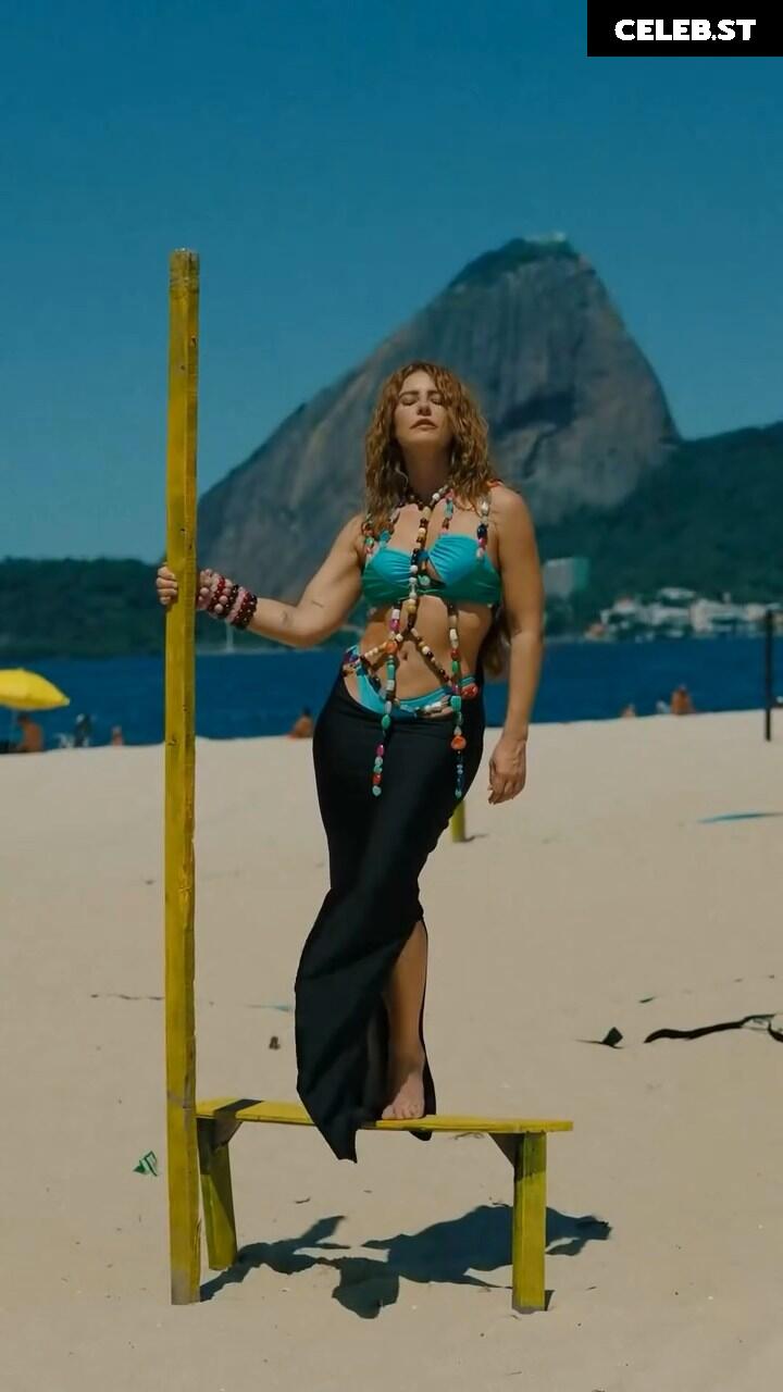 Paolla Oliveira Image 23691510