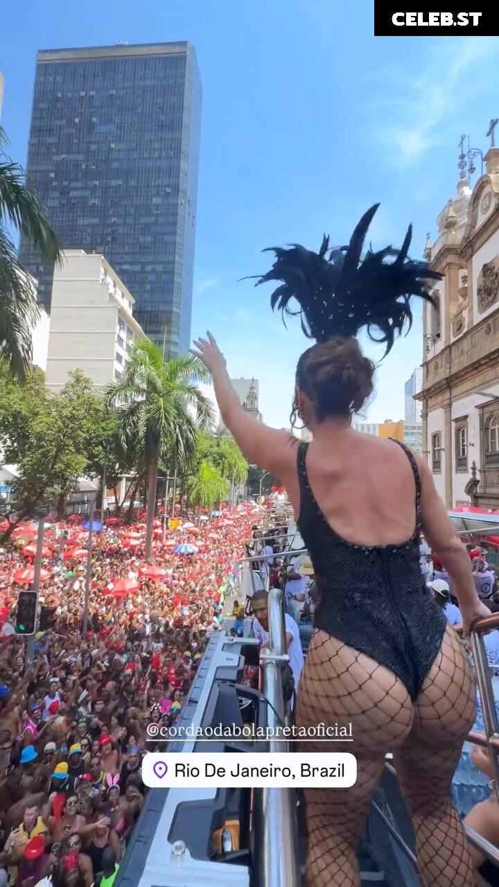 Paolla Oliveira Image 23691401