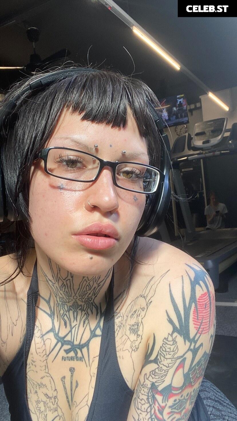 nxeami Image 2369179