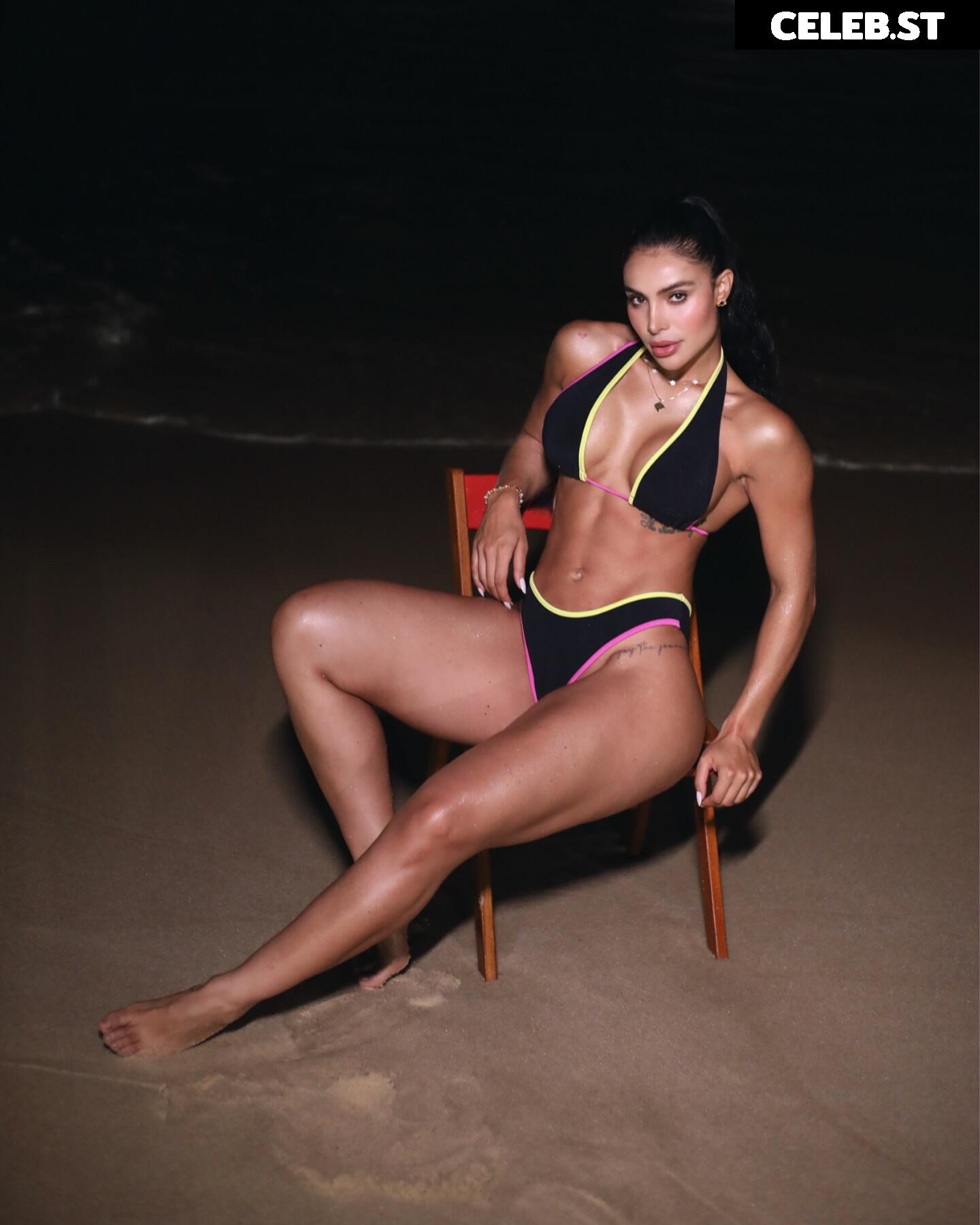 Aline Mineiro Image 23691749