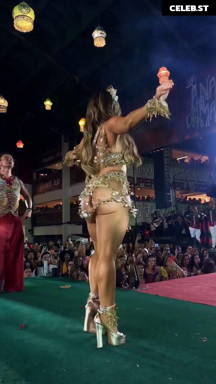 Paolla Oliveira Image 23691150