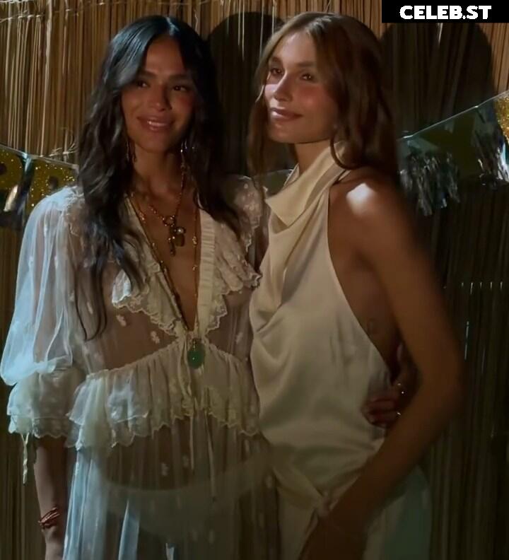 Bruna Marquezine Image 23691026