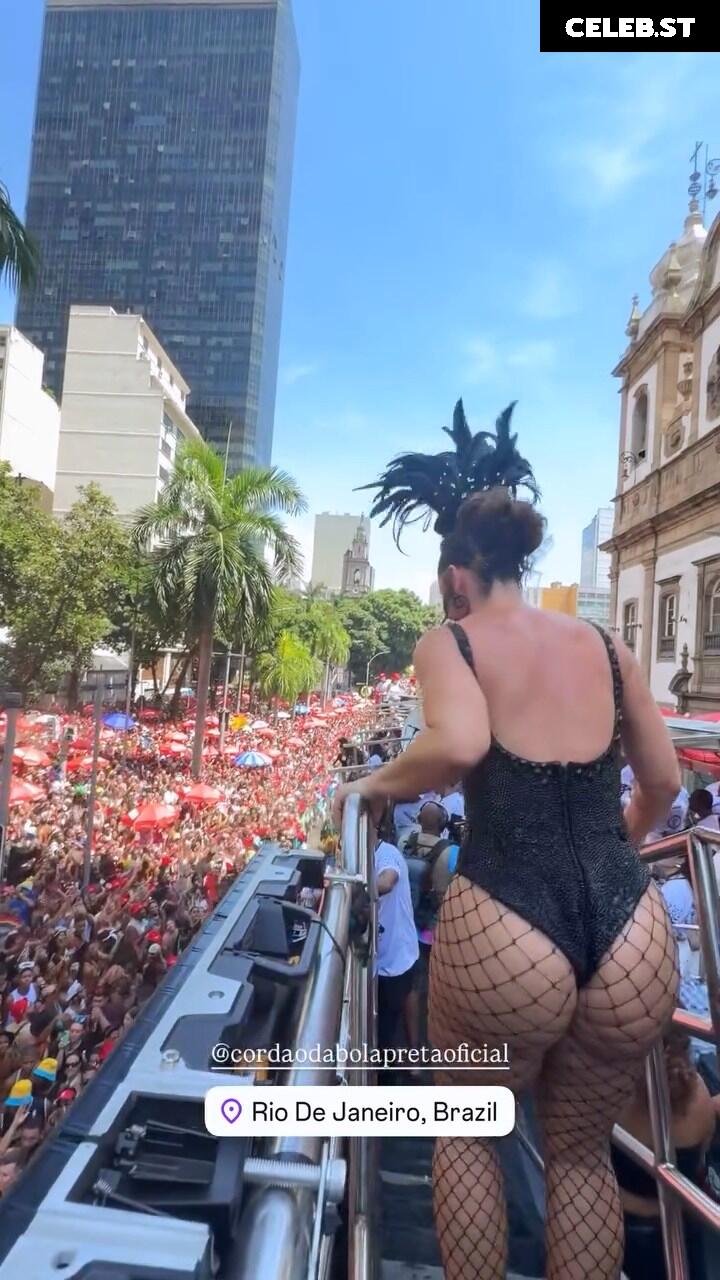 Paolla Oliveira Image 23691389