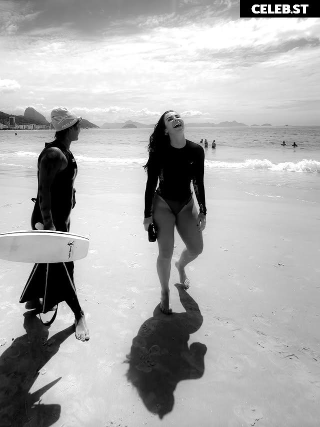 Paolla Oliveira Image 23691351