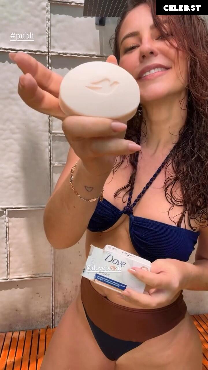 Paolla Oliveira Image 23691221