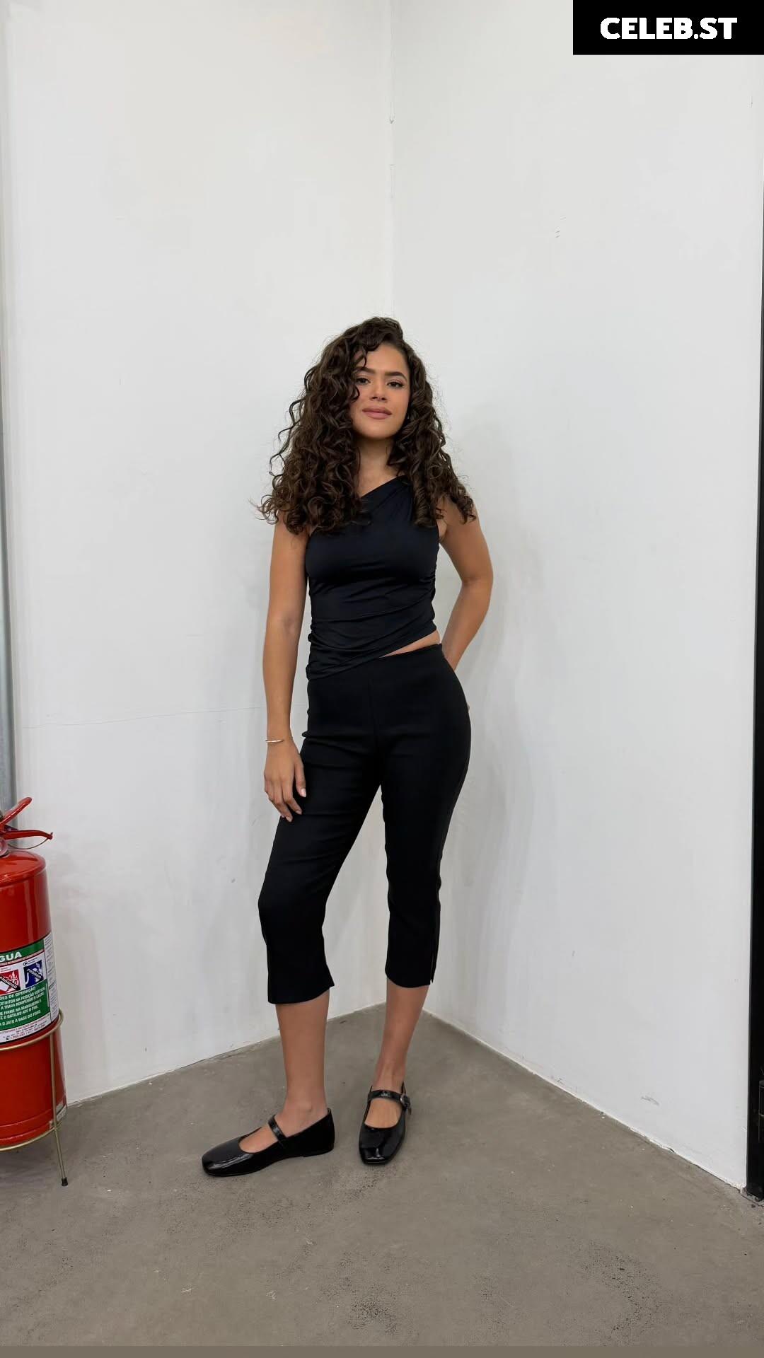 Maísa Silva Image 23692886