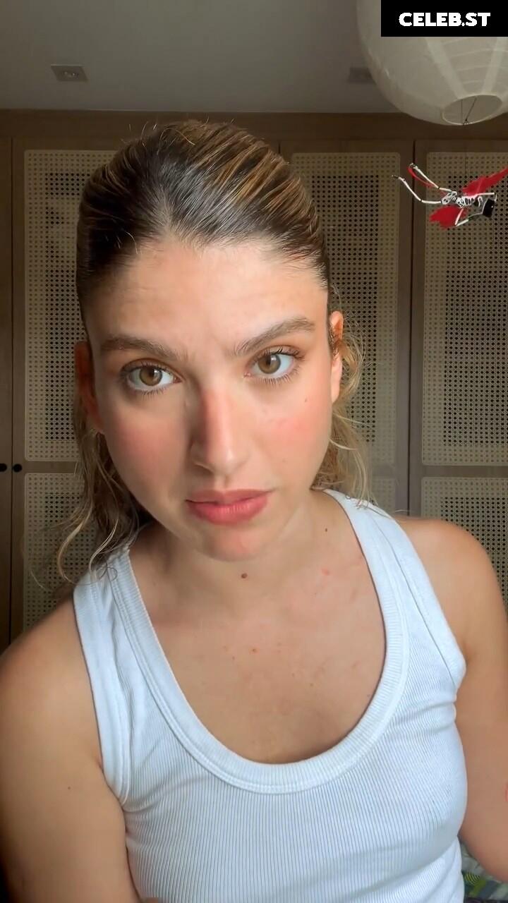 Giovanna Grigio Image 23692517