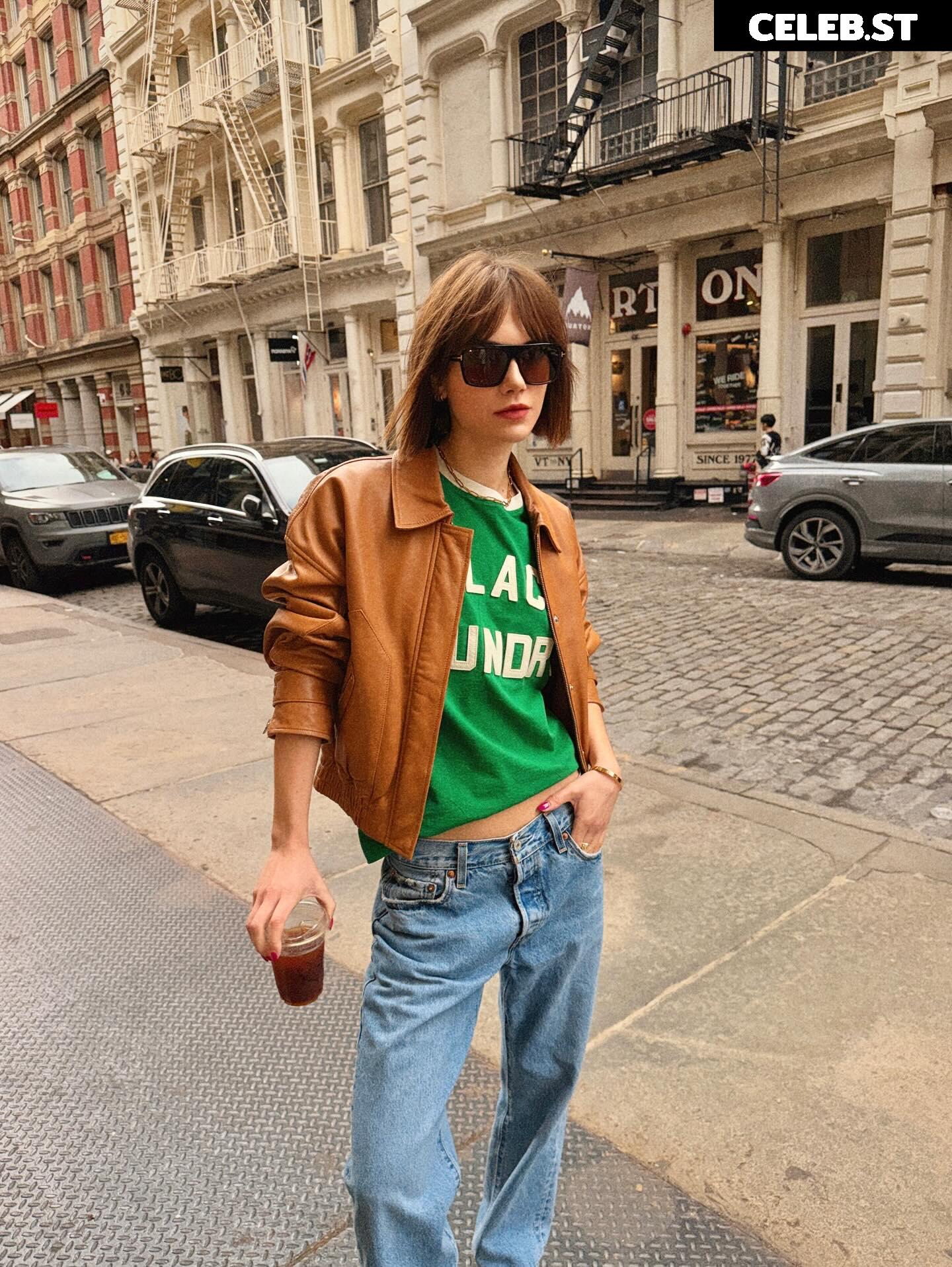 Emilia Jones Image 23685488