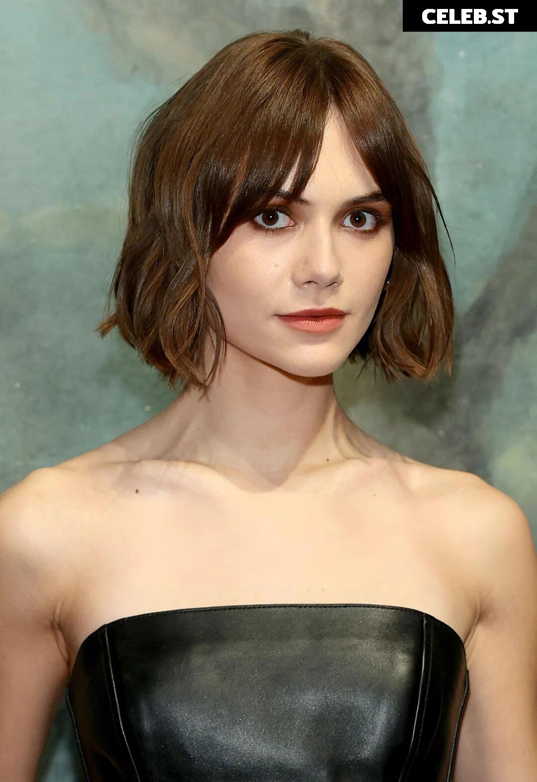 Emilia Jones Image 23685455