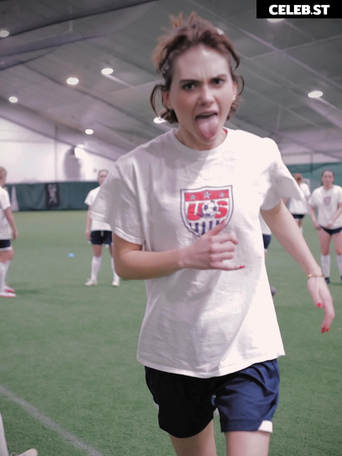 Emilia Jones Image 23685477