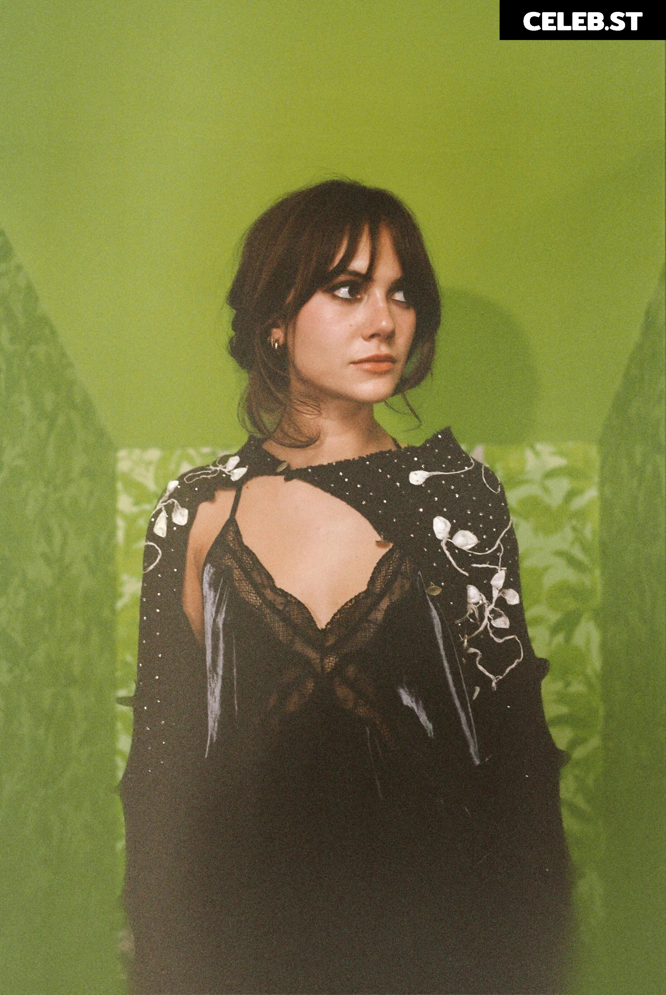 Emilia Jones Image 23685355