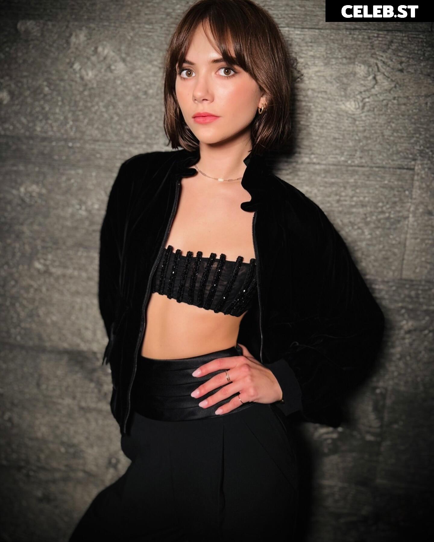 Emilia Jones Image 23685278