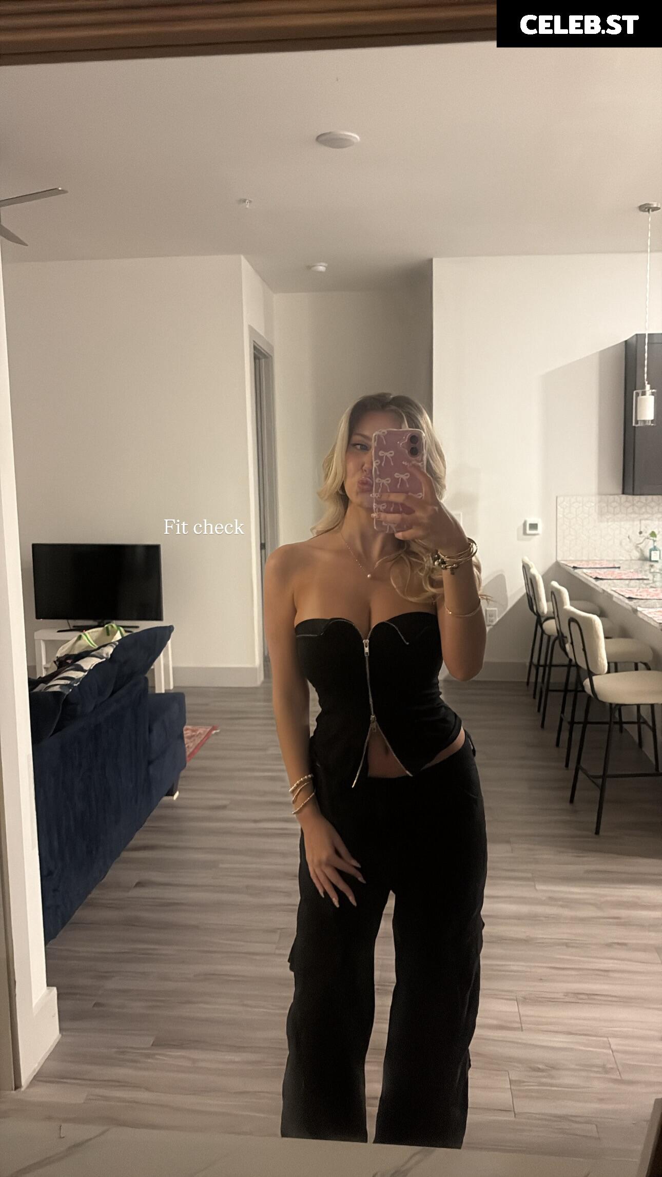 Rianabailey Image 23681936