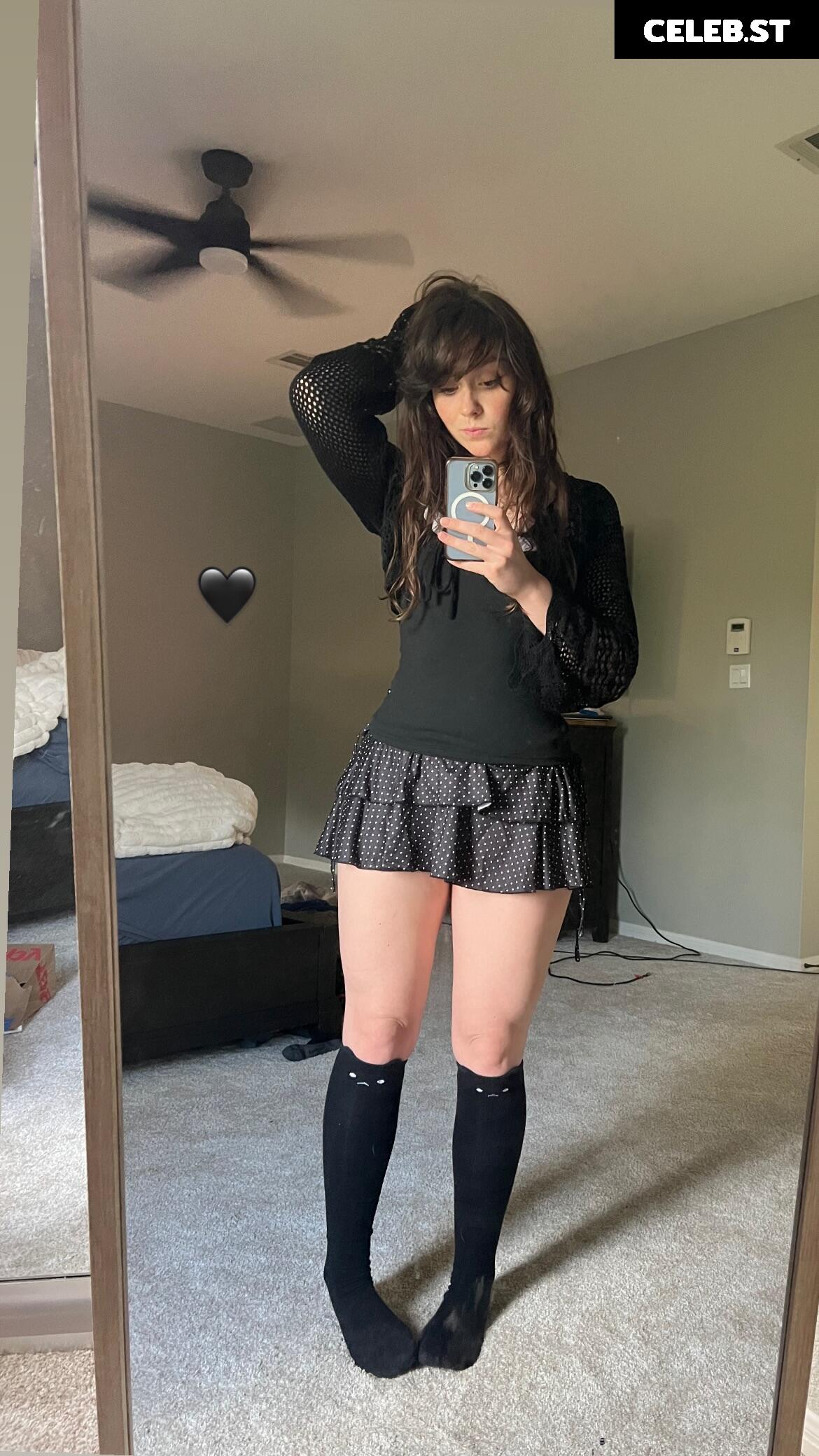 Sophiazipay Image 23681116