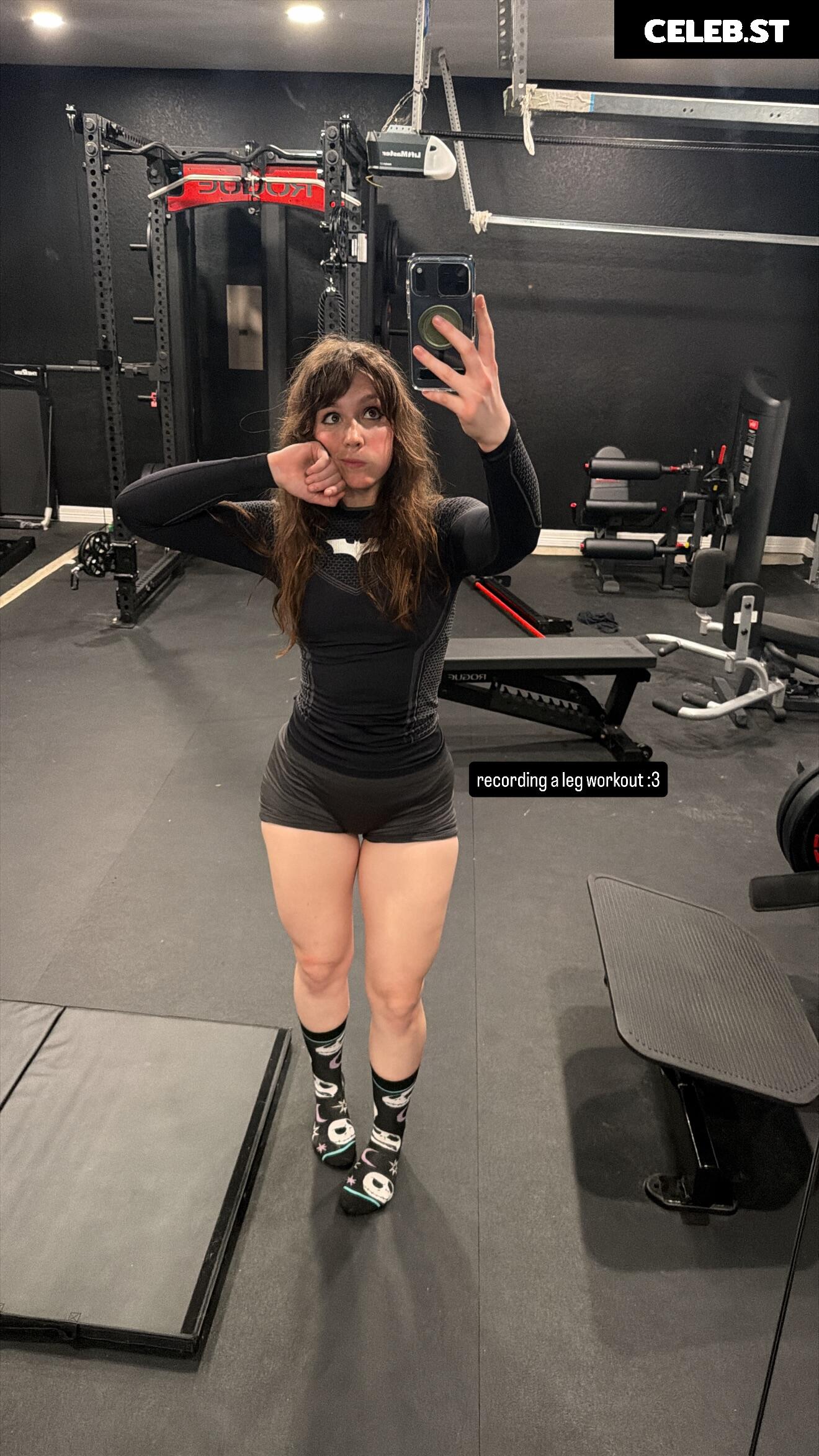 Sophiazipay Image 23681147