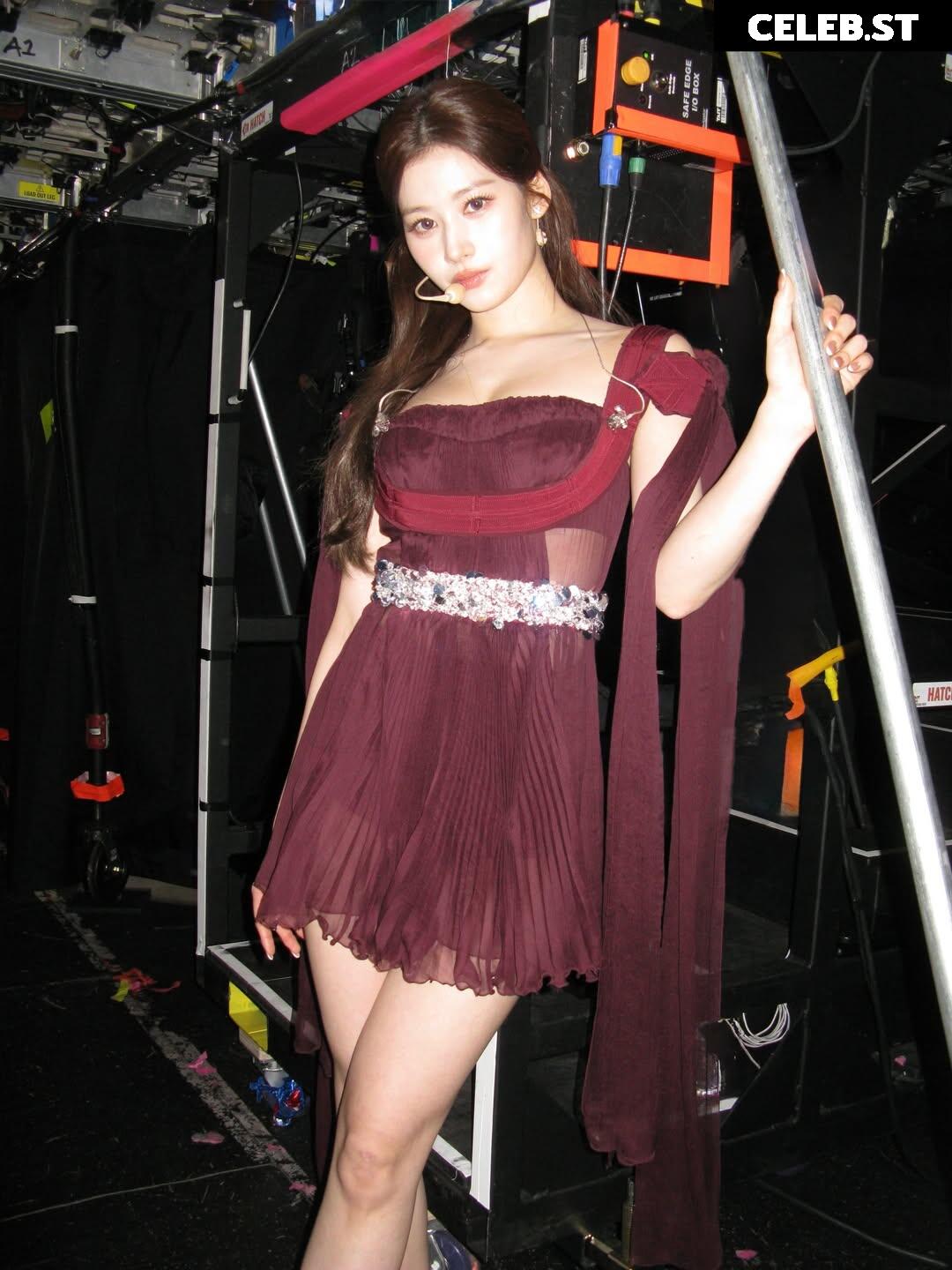 Minatozaki Sana (TWICE) Image 23683138