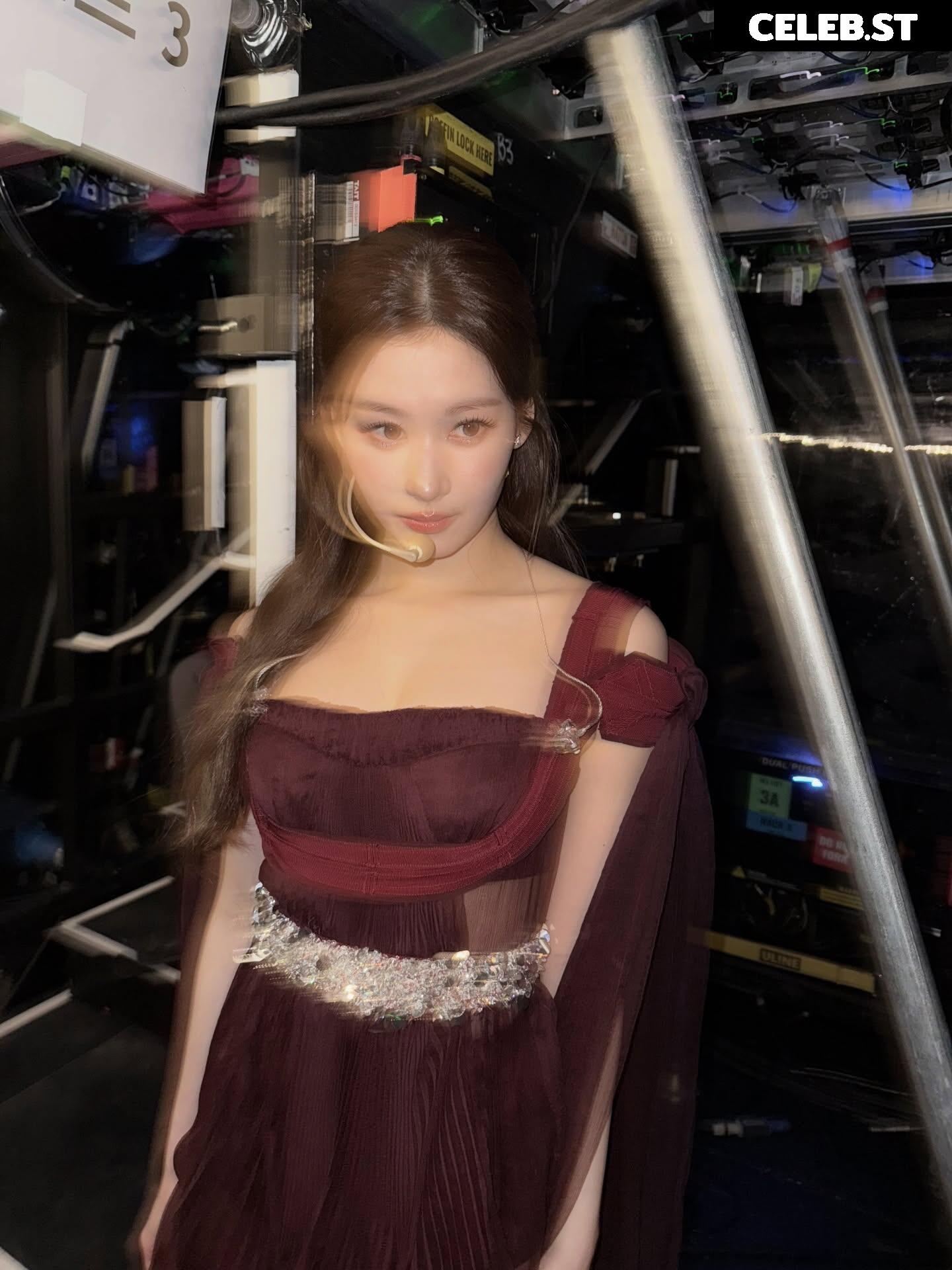 Minatozaki Sana (TWICE) Image 23683141