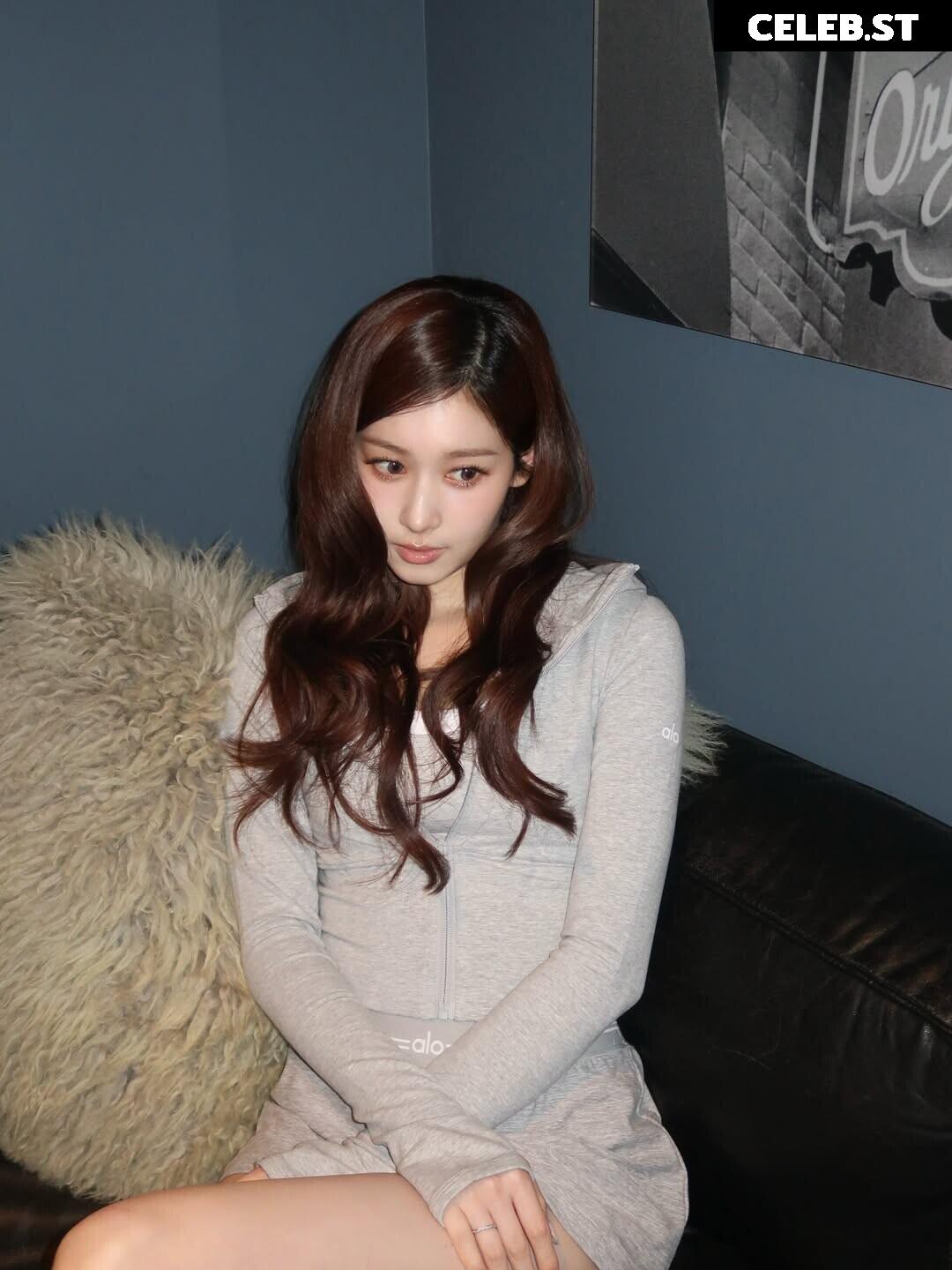 Minatozaki Sana (TWICE) Image 23683014