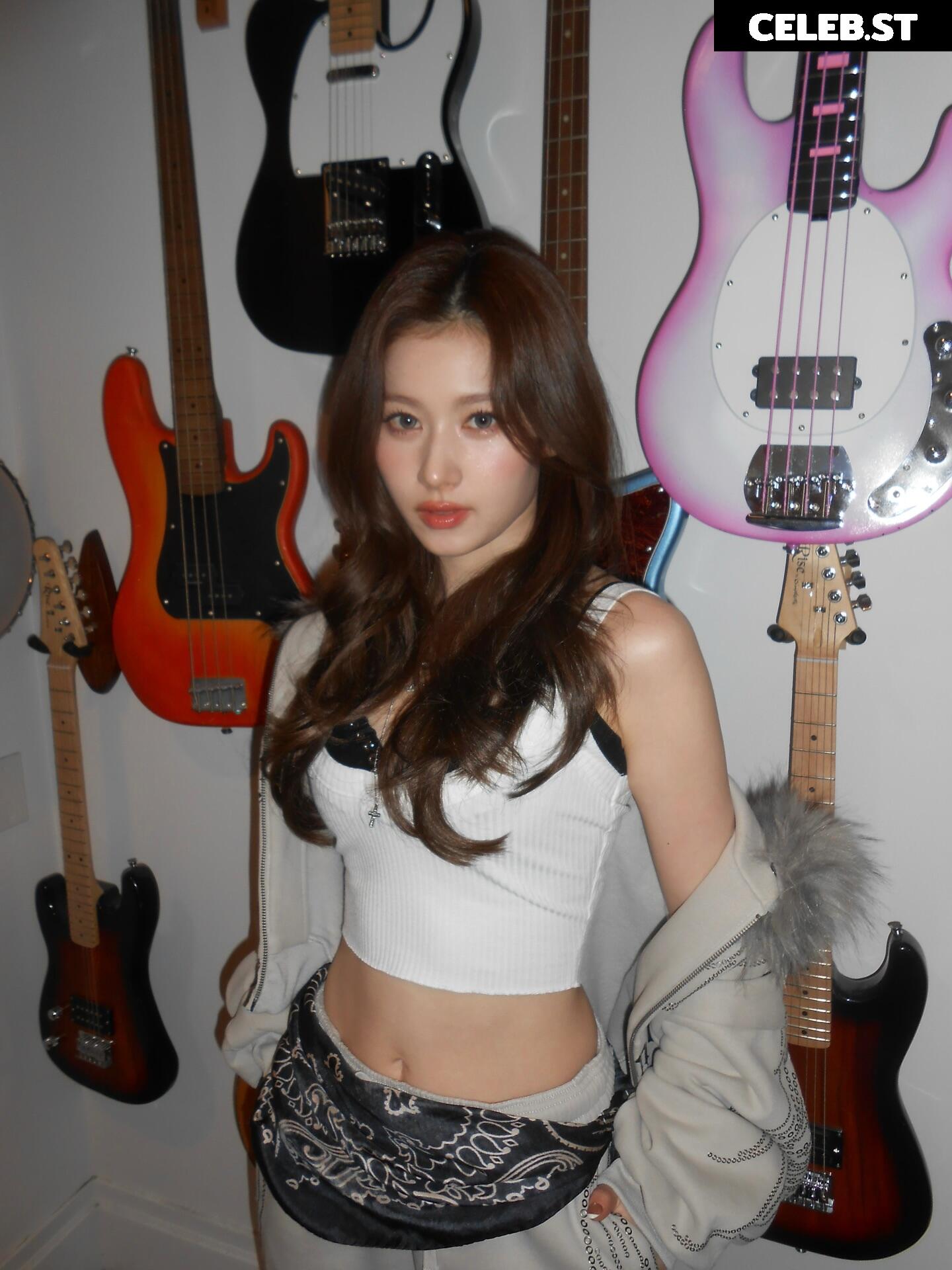 Minatozaki Sana (TWICE) Image 23683065