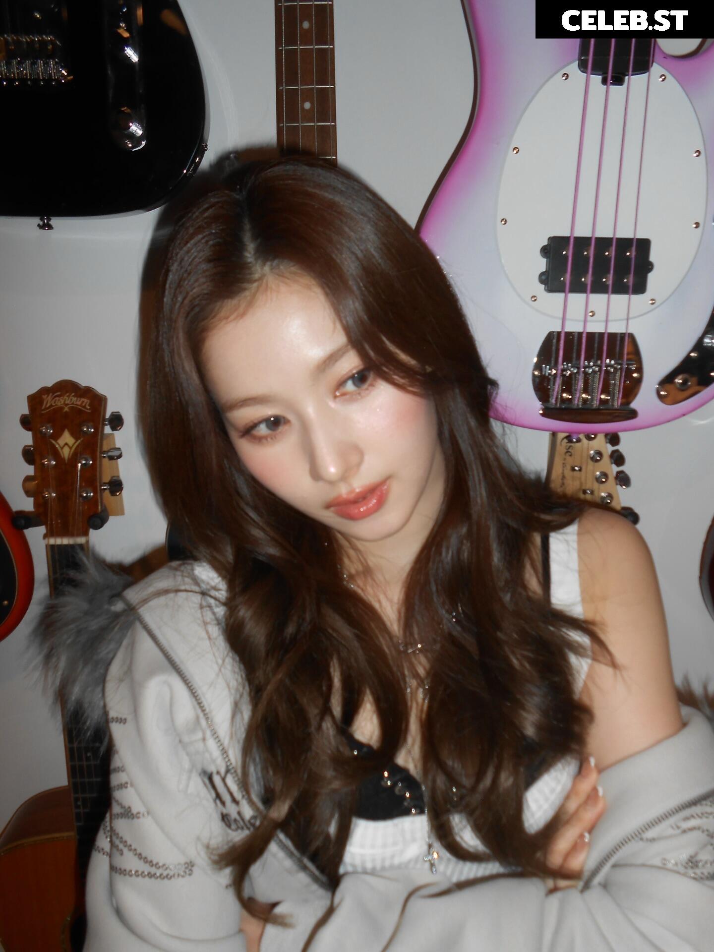 Minatozaki Sana (TWICE) Image 23683073