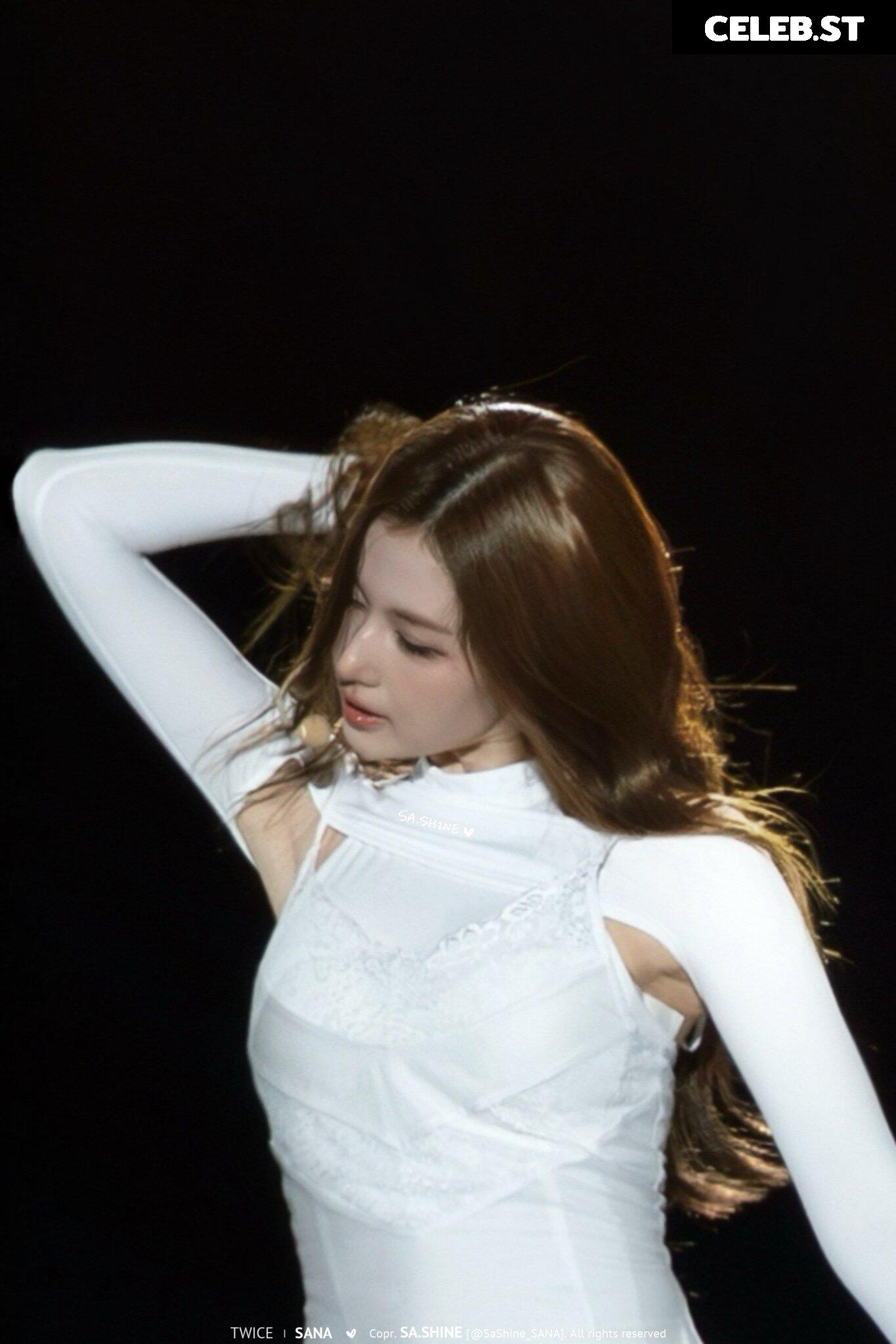 Minatozaki Sana (TWICE) Image 23683304
