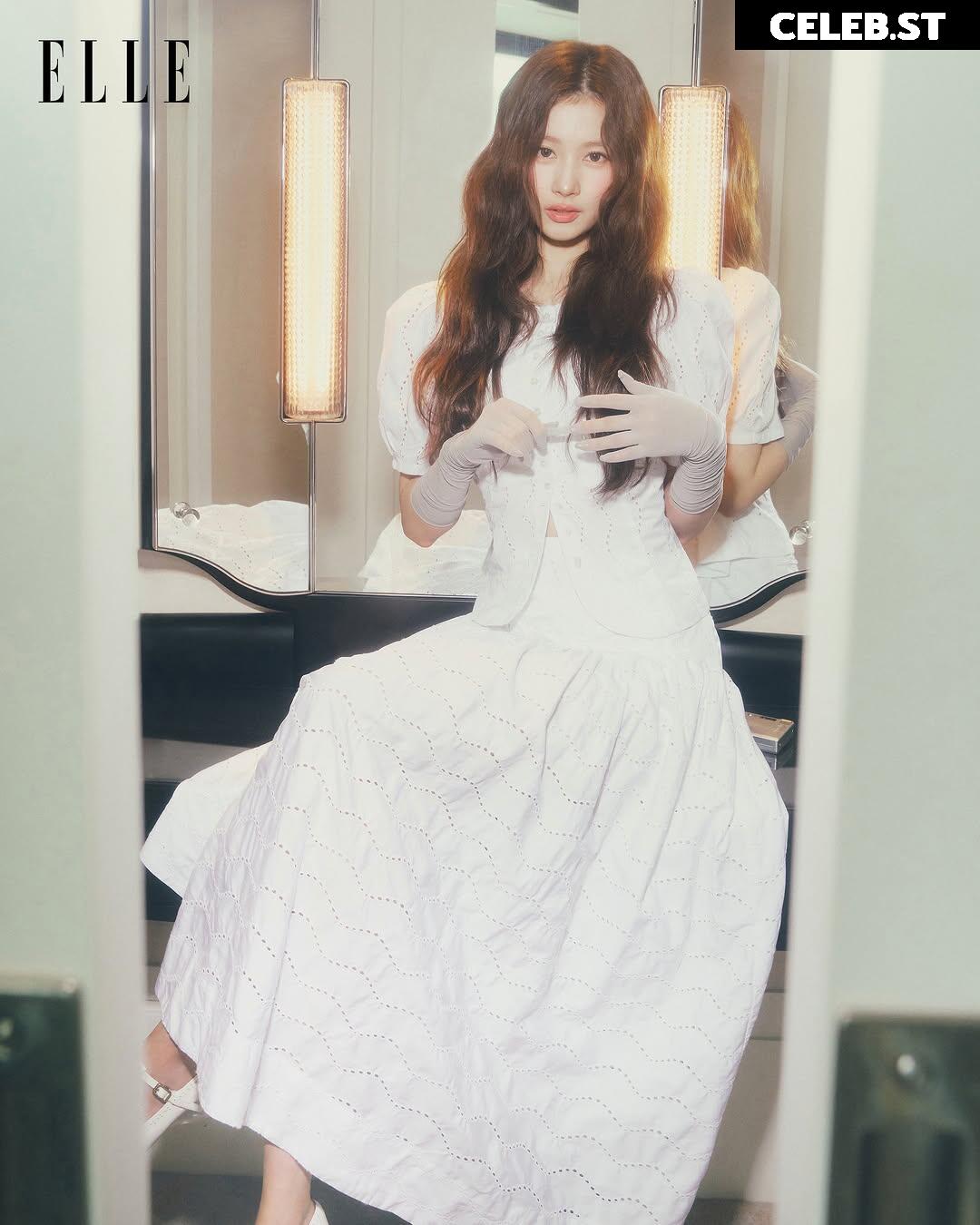 Minatozaki Sana (TWICE) Image 23683338