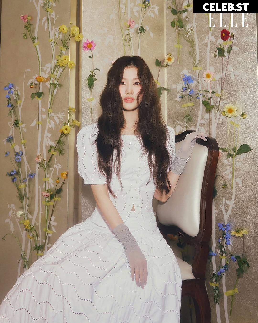 Minatozaki Sana (TWICE) Image 23683352